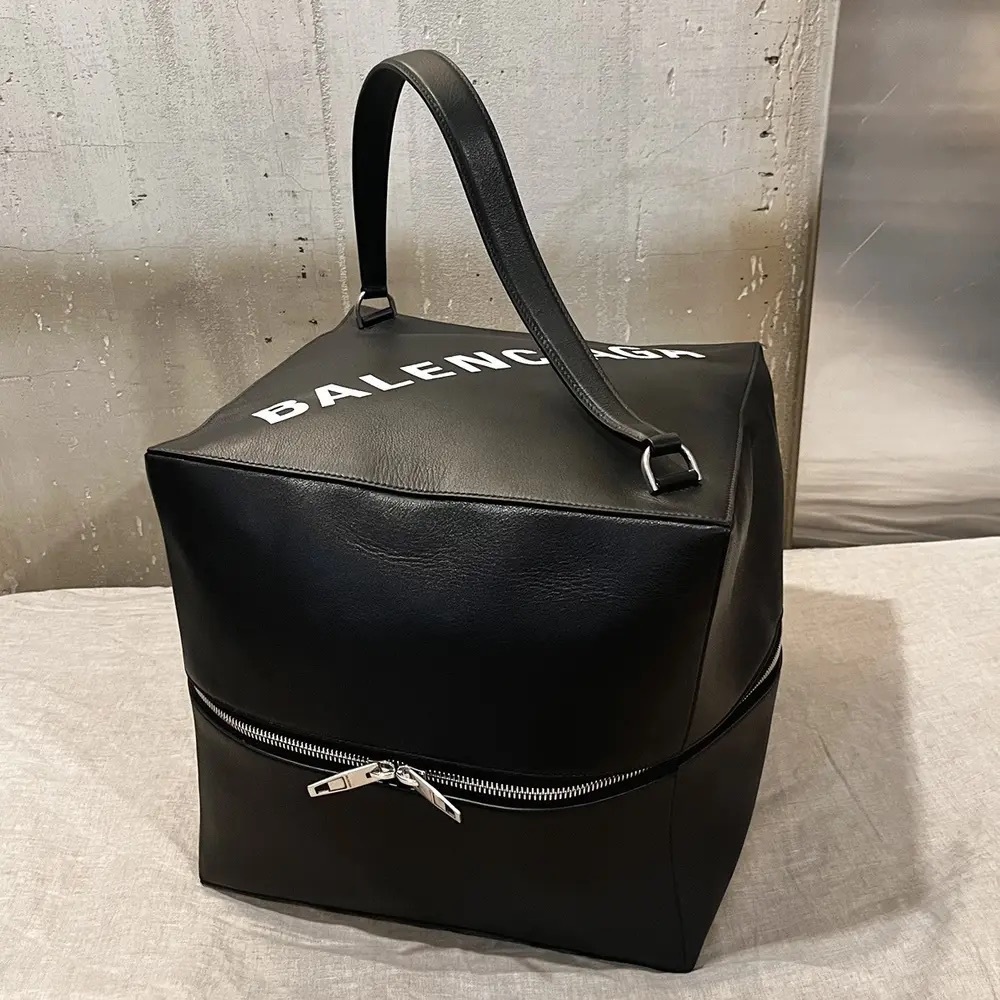 Balenciaga $3150 Giant 4X4 Leather Box Bag, 748194